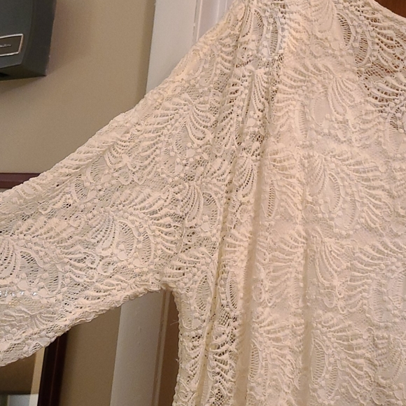 Ruby Rd. Ladies lace top. - Picture 4 of 4